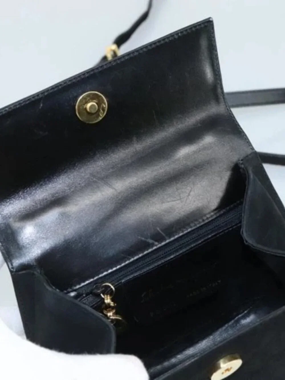 Salvatore Ferragamo Gancini Shoulder Bag Suede Black Gold Auth bs20936